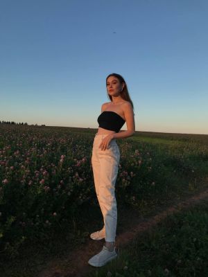 Юлия, 8 924 270-40-75